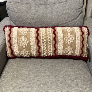Frati Home Collection Soft Wool Christmas Throw Pillow